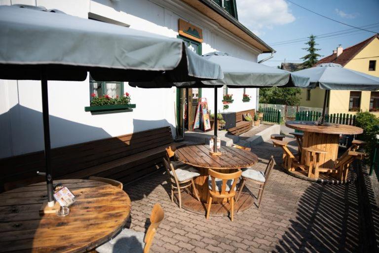 Dom Frana Krala Hotel Smrečany Eksteriør billede